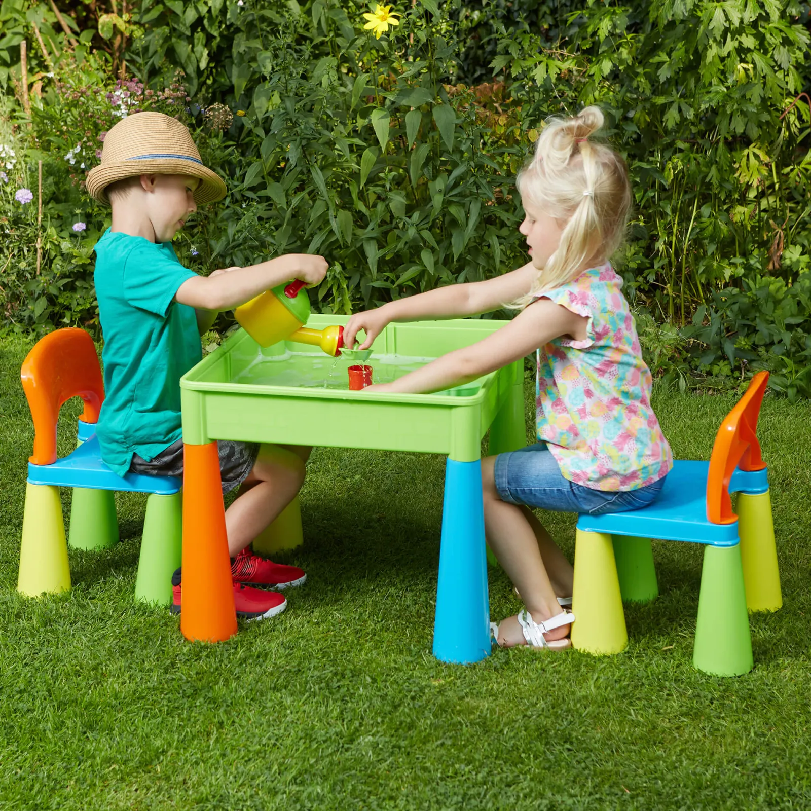 Little Helper Sand & Water Table & Sandpits & Mud Kitchens | Table & Chairs (plastic) | Children's 5-in-1 Table & 2 Chairs Set | Sand & Water Pit | Lego | Dry Wipe Top | Storage