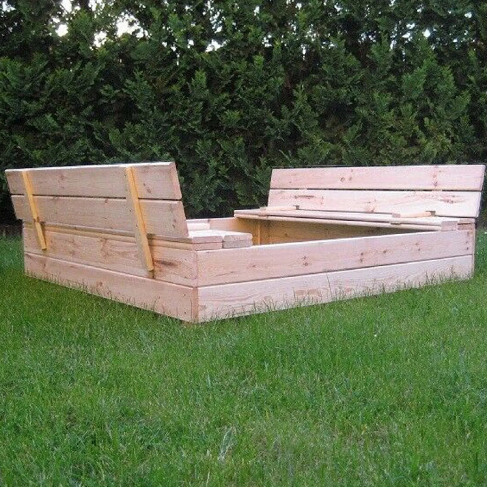 Little Helper Sand & Water Table & Sandpits & Mud Kitchens | Large Heavy Duty Deluxe 1.2m 100% Natural FSC Pine Wood Sandpit | Lid and Bench | 3-11 years